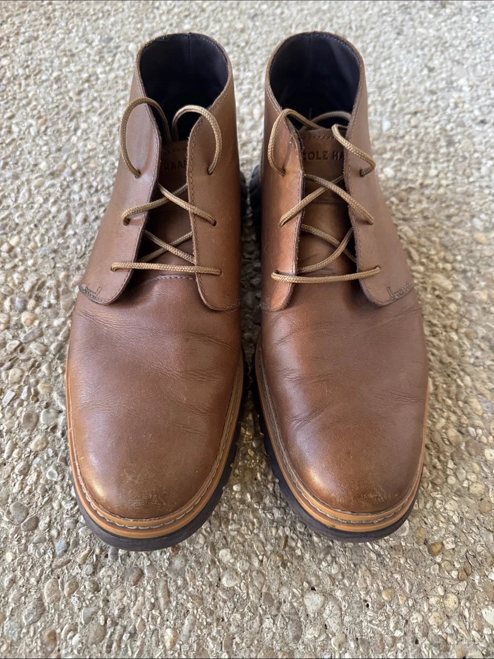 Cole Hann Men’s Leather Chukka boots